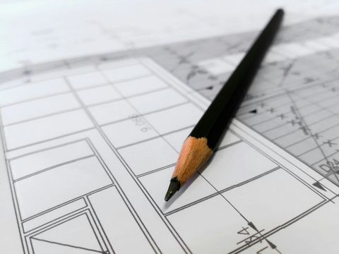 Immeuble avec 11 logements et un local commercial à vendre proche de NOAILLES (60)