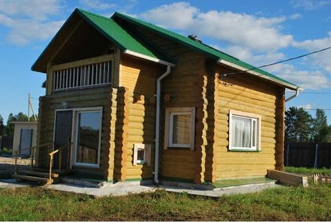 We offer you a cozy, comfortable house is completely made in the Karelian national style, a total area of ​​95 square meters, divided into two halves, each of which has a separate entrance. Each half has two rooms, which include: shower, toilet, TV s...