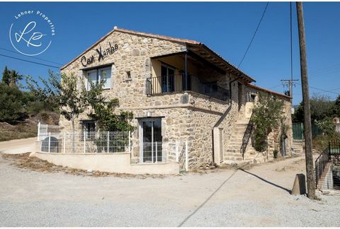We present to you this charming rustic house located in Sant Climent Sescebes, a unique opportunity for those seeking a home with exceptional features. With a total area of 465 sqm of garden and 190 sqm built, this property offers a perfect blend of ...