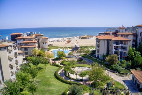 Located at Oasis Beach Club direct to the sea. Sun-kissed days on the beach, sand between your toes, romantic moments, or the laughter of your kids – enjoy it all together in our luxury Seaview apartment. Located on the coastline of one of the most b...