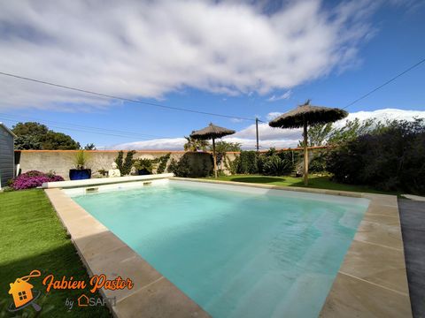 Less than 20 minutes from Narbonne, here we are in the pretty town of Salles d'Aude, which offers all the necessary services/conveniences and is only 15 minutes from the beach. I present to you this superb property, already ready to welcome you. On a...