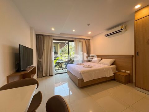 Studio 26.5 sqm is located a few steps away from Cozy Beach, where you can have impressive moments with the romantic sea view at night and immerse yourself in Pattaya's colorful life. It is also surrounded by a variety of tourist attractions, restaur...