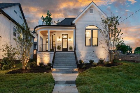 An absolute dream! The combination of historical charm and modern amenities located in the 12 South Historic Waverly District of Nashville makes this home quite special. With a new 12x25 pool and 37x40 paver patio area is perfect for enjoying the Nas...