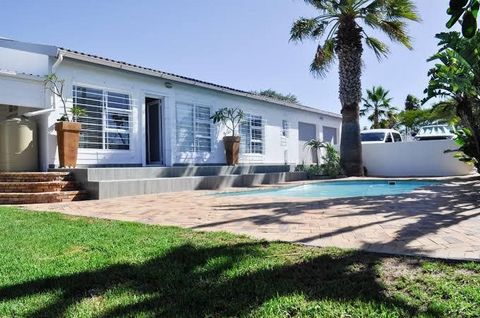 Nestled in the charming town of Melkbosstrand, this inviting property offers the perfect blend of modern comfort and coastal charm. Key Features: Three Bedrooms, Two Bathrooms, Plus a Study: Ample space for your family's needs, including room for wor...