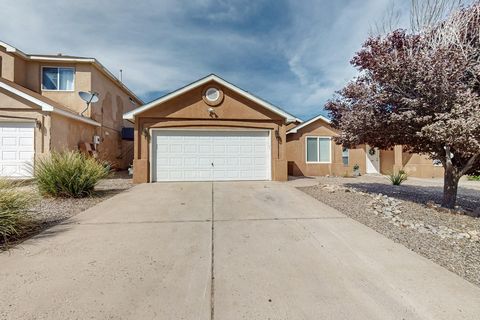 This wonderful, well maintained home is located in a popular neighborhood. It's a 3 bedroom and study, or it can be a 4 bedroom. There are closets in all the bedrooms. The front and back yards are easy to maintain. There are some nice views from the ...