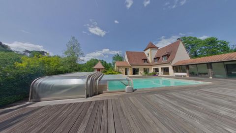 Eric and Aurélie are offering this 300 m² Périgord-style architect-designed house on 108430 m² of land. Nestled between a meadow and a private forest, you'll be in a real haven of greenery, with horse stalls in the meadow area. Quiet but not isolated...