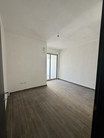 Apartment for sale APARTMENT FOR SALE 85M2 NEAR HOTEL GRINT GOLEM We are selling an apartment of 85m2 total area 74m2 in certificates. The apartment is located near the Grint Golem hotel the apartment is organized in 2 bedrooms 1 kitchen and 1 bathro...