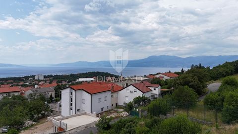 Location: Primorsko-goranska županija, Rijeka, Trsat. Trsat, Building land with a building permit! In one of the most beautiful parts of the city, we offer a building plot with a wonderful view of the entire Kvarner Bay. The city center is only ten m...