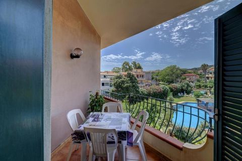 Situé dans la célèbre station balnéaire de Santa Teresa. Egalement à quelques minutes à pied de la magnifique plage de sable blanc. La résidence dispose d'une piscine joliment paysagée, point de départ idéal pour se détendre. Les appartements sont lu...