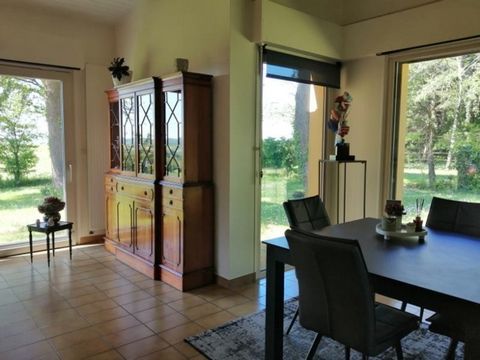 Dpt Vendée (85), à vendre MORTAGNE SUR SEVRE maison 136m² sur 1657m² de terrain