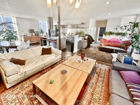 Orléans coeur de ville à deux pas de la Gare et de la Place du Martroi à vendre très bel appartement T3 de 105 m2 dans petite copropriété bien entretenue