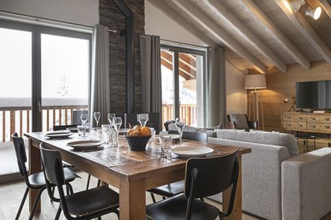 Questo grazioso appartamento a La Rosière offre un soggiorno confortevole per un massimo di 8 ospiti, con 2 accoglienti camere da letto e 2 bagni ben arredati. Sebbene non disponga di piscina privata o Wi-Fi, l'appartamento offre un'esperienza alpina...
