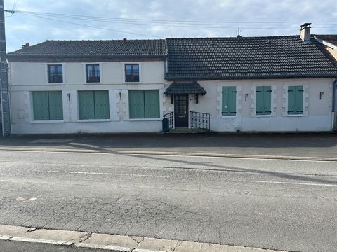 Superbe Maison de 10 Pièces à Vendre Le Charme (45230)