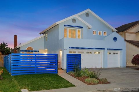 Opportunity awaits in Creek Park Estates, a highly sought-after Carmel Valley community with no HOA or Mello-Roos fees. Set on a quiet cul-de-sac, this charming two-story home is just a short stroll from Carmel Del Mar Elementary School and the neigh...