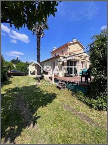 MAISON DE VILLE