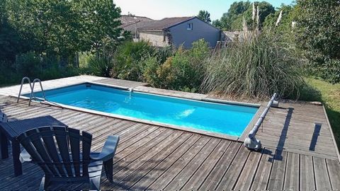 Charentaise rénovée 244m² avec gîte et hébergement insolite – Idéal projet de bien-être ou activité touristique
