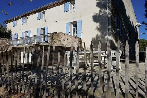 Located in the peaceful Domaine Mandourelle of Villesèque-des-Corbières, this two-bedroom apartment is perfect for a family or group of six. With a bubble bath and a heated, shared swimming pool, it offers a relaxing retreat surrounded by nature. The...