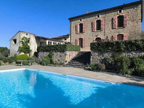 Foix 10 Minutes . Maison de Maître