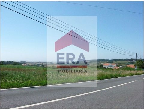 1.920 sq.M Plot in Serra D´El Rei - Peniche. Inserted in Urban Spaces. Well located. Close to shops and services. 5 Minutes from the beaches of Peniche and Baleal and award-winning golf courses. Excellent access to the A8 and A15 motorways and an hou...