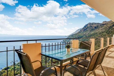 This apartment is in the Voukolies region of Crete in Greece, it can accommodate up to 5 guests and has two bedrooms. In the traditional village of Ravdoucha, this place is away from the crowds. If you are looking for a pleasant vacation by the sea, ...