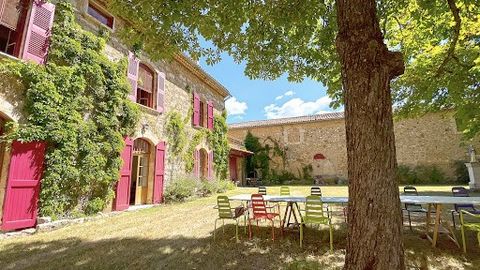 Var - 100 hectare estate with bastide, gite and numerous outbuildings Located a few minutes south of the magnificent Sainte Croix lake, Horse Immo is pleased to present this sumptuous estate of more than 100 hectares. Located in the heart of beautifu...