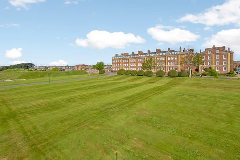PROPERTY SUMMARY This impressive apartment is located on the first floor of a landmark Grade II Listed building which forms part of the former Royal Marines Barracks, Teapot Row was once occupied by Senior Officers before being converted in 1995. The...