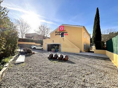 Votre conseiller immobilier Julie CLAUDEL vous invité à découvrir cette villa de 140 m² à Trans-en-Provence 83720 - Une Opportunité Exceptionnelle ! Cette villa de construction traditionnelle est édifiée sur un terrain de 1067 m² à Trans-en-Provence ...
