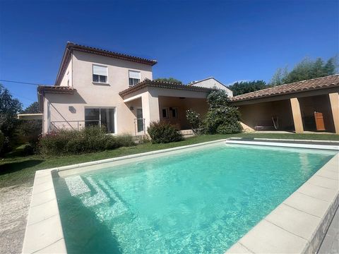 Dpt Gard (30), à vendre BERNIS maison P7 de 180 m² - Terrain de 546,00 m²