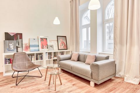 Beautiful and fashionably designed apartment for 6 people is located in a typical old Krakow townhouse. It consists of kitchen, bathroom with shower, living room with dining area and pull out sofa and bedroom with mezzanine bedroom. Thanks to the gre...