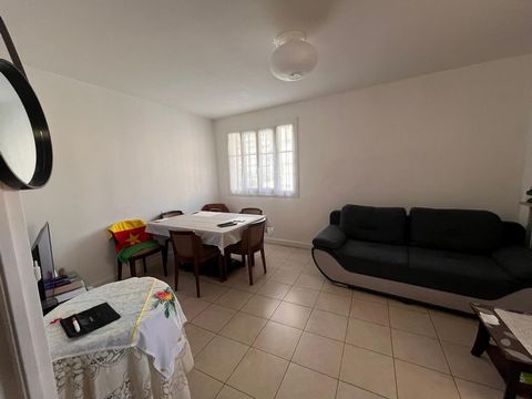 Nice/Pasteur: currently rented With a total area of 47.9m2, this apartment includes a bright living room of 15m2, a comfortable bedroom of 9m2, a bathroom of 3.8m2, as well as a fitted kitchen of 7.6m2. In addition, you can enjoy a pleasant terrace o...