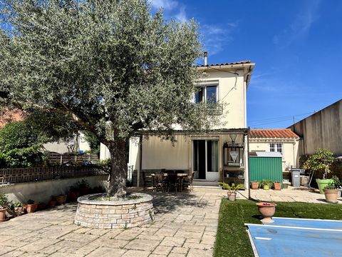 Welcome to your future home! This superb house in Carcassonne is a real gem, offering an exceptional living environment in a sought-after area. Characteristics: 4 bedrooms, including a master suite for absolute comfort. A landscaped garden with a swi...