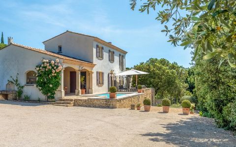 Provence Home, the Luberon real estate agency, is offering for sale, a beautiful house built in 2007 on a fenced plot of 1,500sqm, located in the highly appreciated village of Cabrieres d'Avignon. SURROUNDINGS OF THE PROPERTY The property is situated...