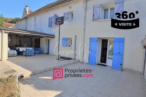 Grégory Bié offers you this Briarde house, full of charm, with a surface area of 140m2 of living space located less than 10 minutes from La Ferté-sous-Jouarre, close to public transport for train station/schools/shops. The area is very quiet, not ove...