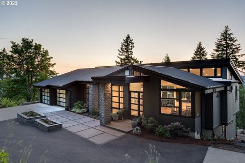 Spectacular, modern construction that exudes style & sophistication. Situated on nearly five private acres on Parrett Mountain. Take in the views of wine country, mountains, & amazing sunsets from nearly every room of this custom-built home that was ...