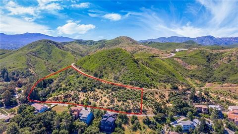 Welcome to a stunning collection of 13 spacious lots nestled on two sprawling acres of pristine land. This rare offering presents an incredible chance to build your dream home/homes in a desirable neighborhood with ample space for your vision to come...