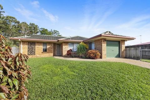 Located in Tinana is this immaculate three bedroom residence in a small Cul-de-sac setting with no rear neighbours. This solid brick home is vacant and ready to move into with just having completed new interior painting, new carpets and window coveri...