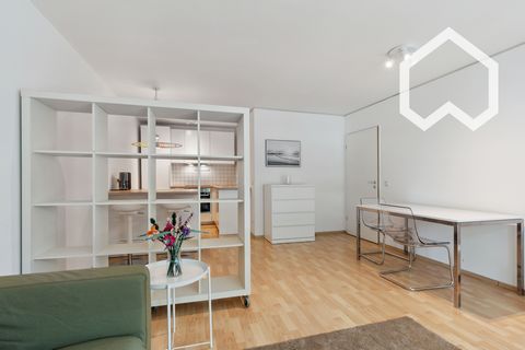 Helle, moderne 2-Zimmer Wohnung mit Balkon. Hochparterre. W-LAN inklusive. Großes Wohnzimmer mit offener Küche. Gute Anbindung an die Öffentlichen Verkehrsmittel. Die Straßenbahnlinie 1 (Haltestelle Mohnweg) ist nur 200m entfernt und führt direkt ins...