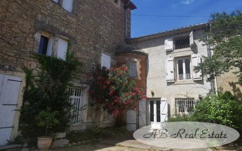 The house is located in a former large Domaine, just next to the Château, near the Mediterranean Sea, in the region of Béziers, Languedoc Roussillon, Occitanie, South of France. The terraced house benefits from privacy and also from two accesses, the...