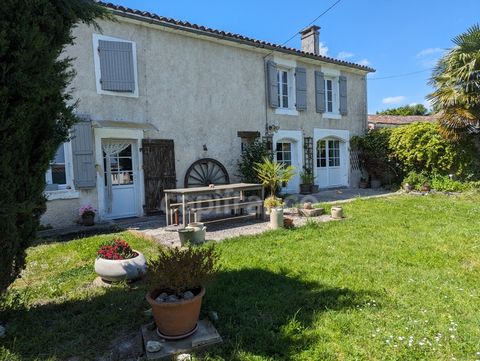 Dpt Charente (16), à vendre ANGEAC CHAMPAGNE maison de campagne avec garage et jardin
