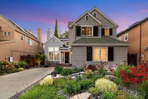 Nestled in the desirable Rose Garden neighborhood, this meticulously crafted Summerhill home boasts a stunning spiral staircase, soaring ceilings, 3 gas fireplaces, ample windows, and a xeriscape yard. Formal livable spaces plus an open floor plan fo...