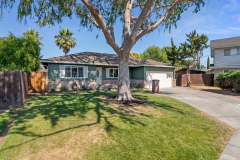 Welcome to your dream home nestled in a peaceful cul-de-sac in the desirable city of Livermore! This spacious 1,443 square foot residence offers 3 bedrooms, 1 bathroom, and a perfect blend of comfort and convenience. A half bath built in the garage a...