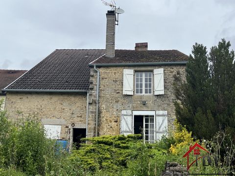 U bent op zoek naar een vrijstaand dorpshuis uit 1831, gelegen in het plaatsje Bize, vlakbij Fayl Billot. Dit huis zal u verleiden met zijn volumes. Je hebt een entree, een keuken (ongeveer 25 m2), een eetkamer (ongeveer 25 m2), een badkamer met inlo...