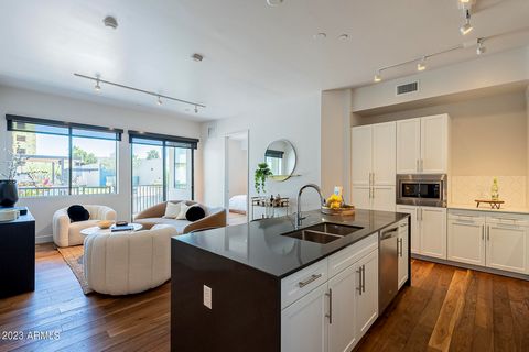 *Construction completed* 5% BUYER INCENTIVE! Introducing Edison Midtown Phase 2 with 60 new construction condominiums. This spacious two bedroom condo offers ten ft. ceilings, an open floor plan, and large master bedroom with ensuite bathroom. Chefs ...