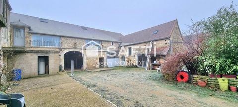 Corps de Ferme de 270 m² habitable Avec dépendances