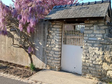 A rénover / beau potentiel via grenier et N-1