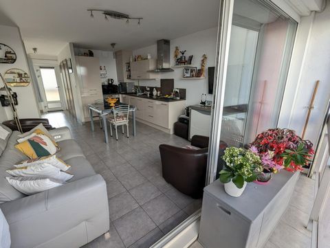 APPARTEMENT VUE MER AVEC TERRASSE