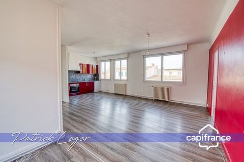 Immeuble de rapport de 160 m², avec local commercial au rez-de-chaussée, appartement T4 à létage, à 20 minutes à pied de la gare de La Rochelle