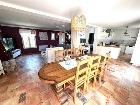 Vente Maison 6 pièces 5 chambres à Villeneuve (04180)