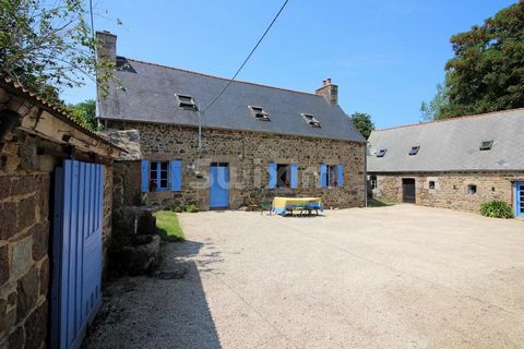 Ref.66649GLC: This group of farmhouses, renovated in the mid-1990s in a spirit of simplicity and authenticity, is like a journey out of time. The first thing that strikes you is the feeling of extreme tranquillity, despite the proximity of shops and ...