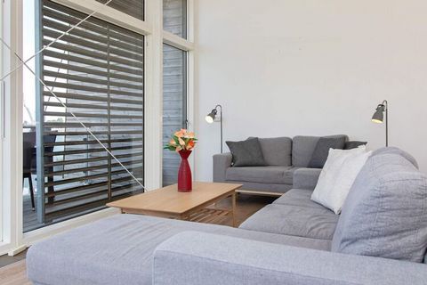 Holiday cottage with panoramic views of Stege Havn (port). The house was built in luxurious materials and is very bright. In order to enjoy the view the best there are no curtains or blinds in the living room. All beds are 140 cm wide. There is an ou...